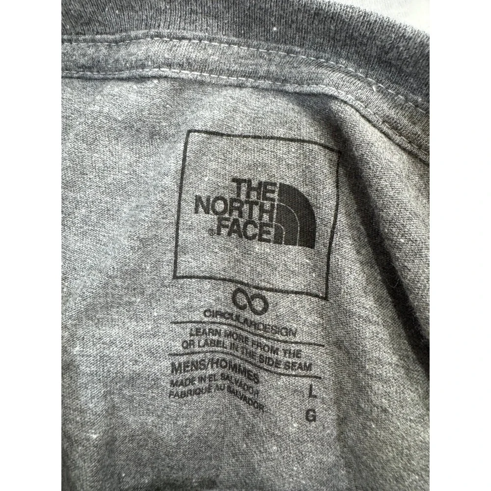 THE NORTH FACE Men's Short Sleeve Box Never Stop Exploring Tee large